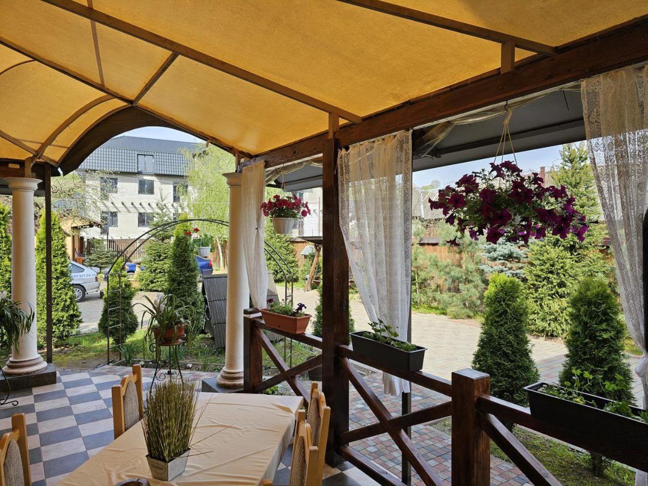 Minihotel Zolotoe Runo Ploskoye Extérieur photo