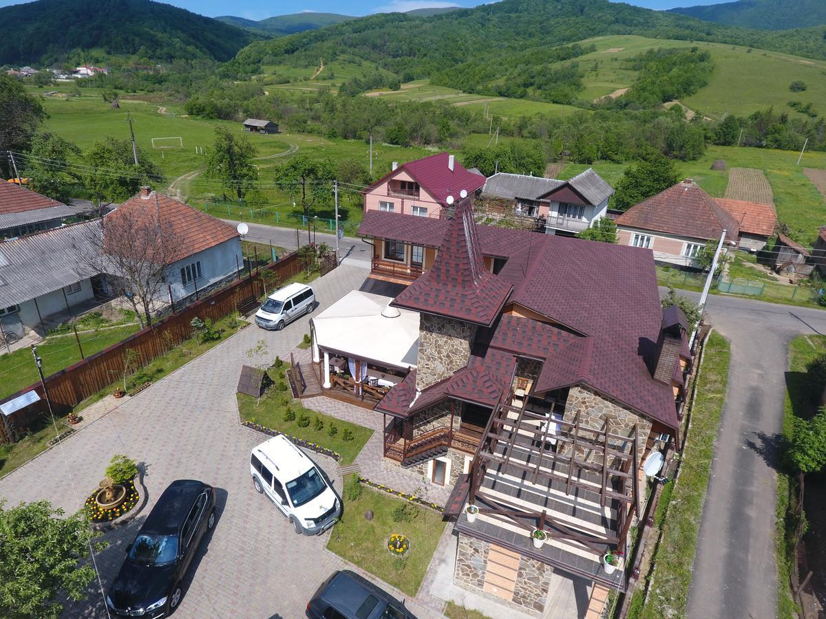 Minihotel Zolotoe Runo Ploskoye Extérieur photo